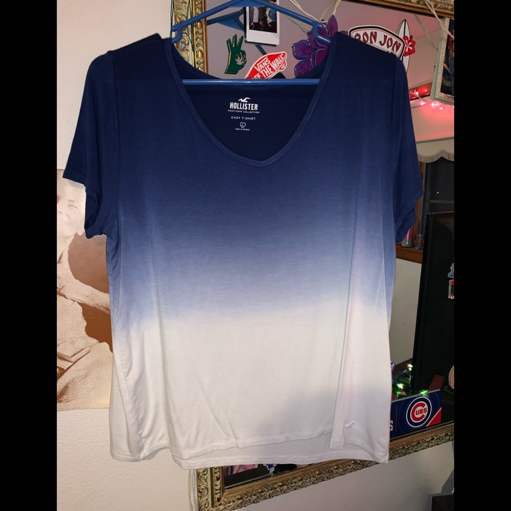 Hollister t-shirt